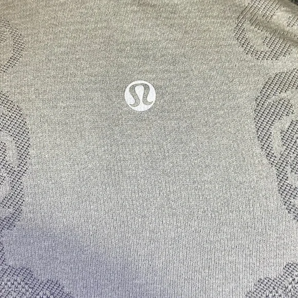 Swifty Tech Shirt In Light/Dark Gray - Picture 4 of 11